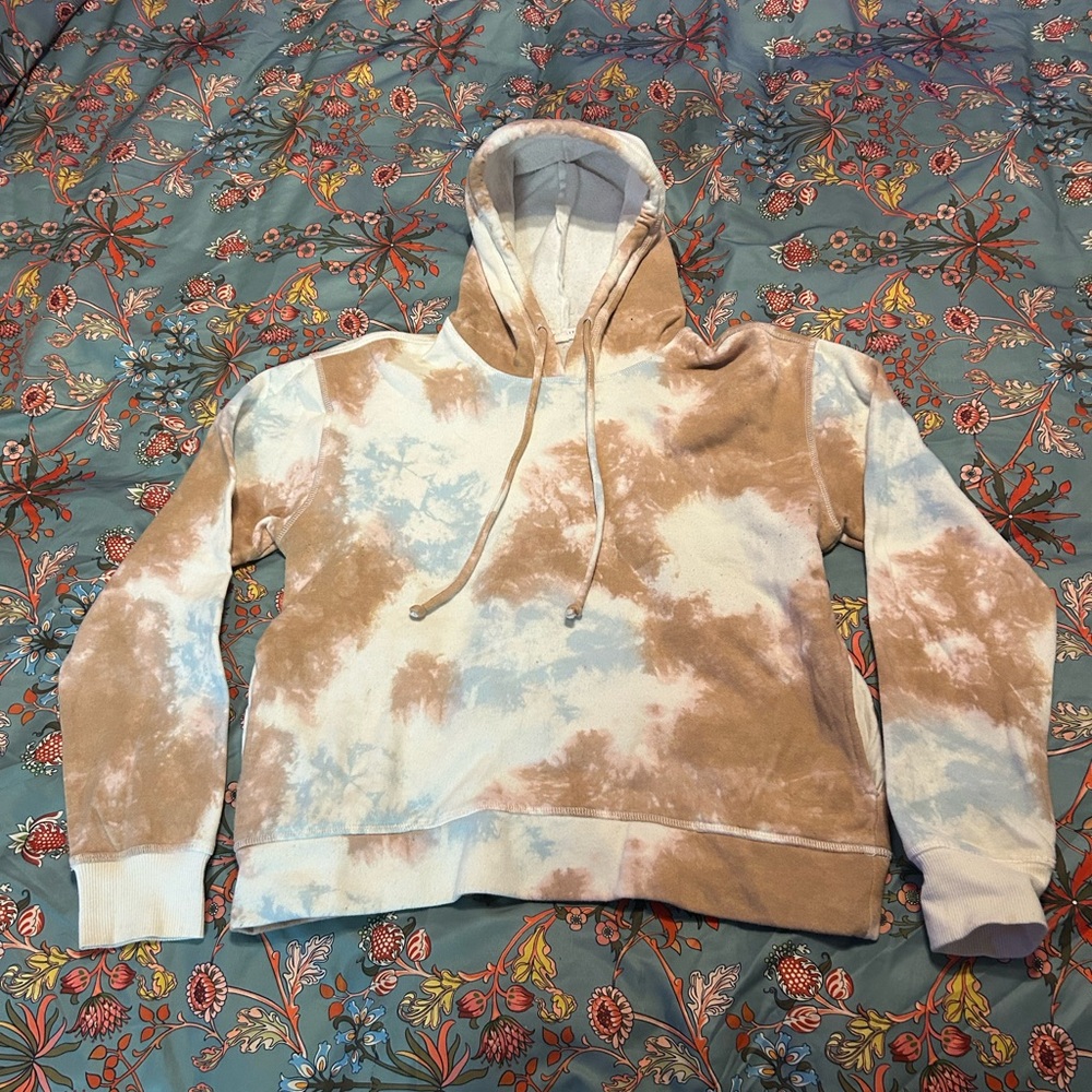 Socialite (Nordstrom) Cream And Blue Tie-Dye Hoodie With Pockets